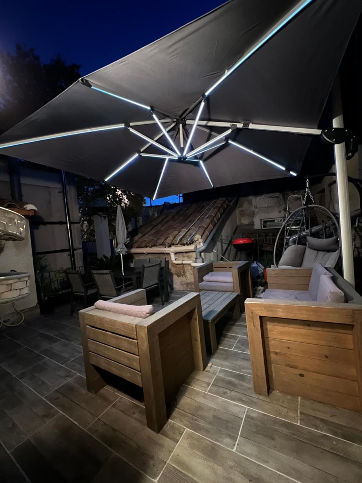 アヴィニョンRenove, Vue Sur Palais Des Papes, Terrasse Et Wifi Troisieme Etageアパートメント エクステリア 写真